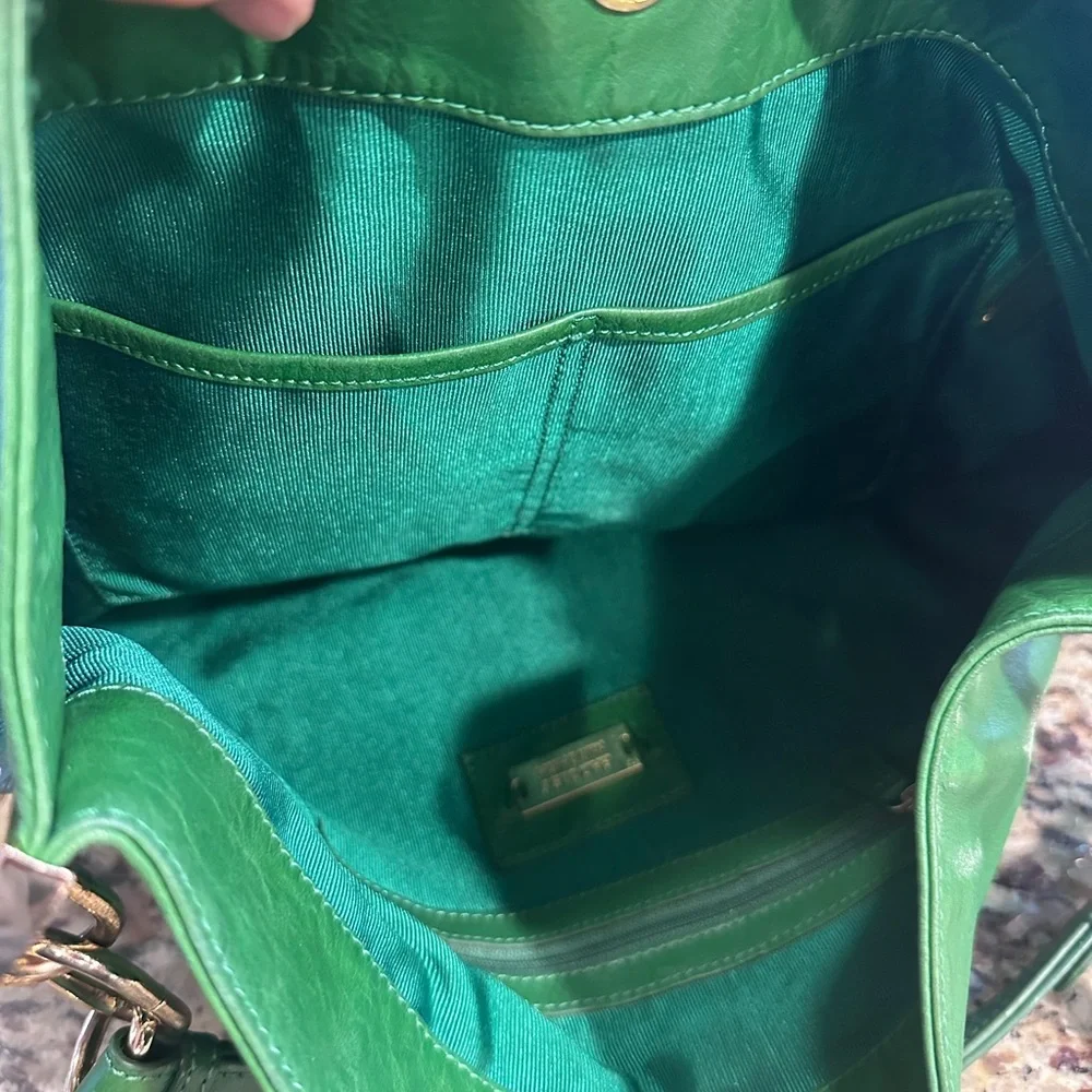 Badgley Mischka "Gaia" Vibrant Green Hobo Shoulder Bag - Picture 5 of 7